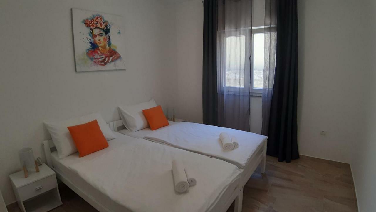 Relax Apartment สตารีกราด-ปาเคลนีซา ภายนอก รูปภาพ