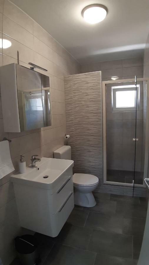 Relax Apartment สตารีกราด-ปาเคลนีซา ภายนอก รูปภาพ